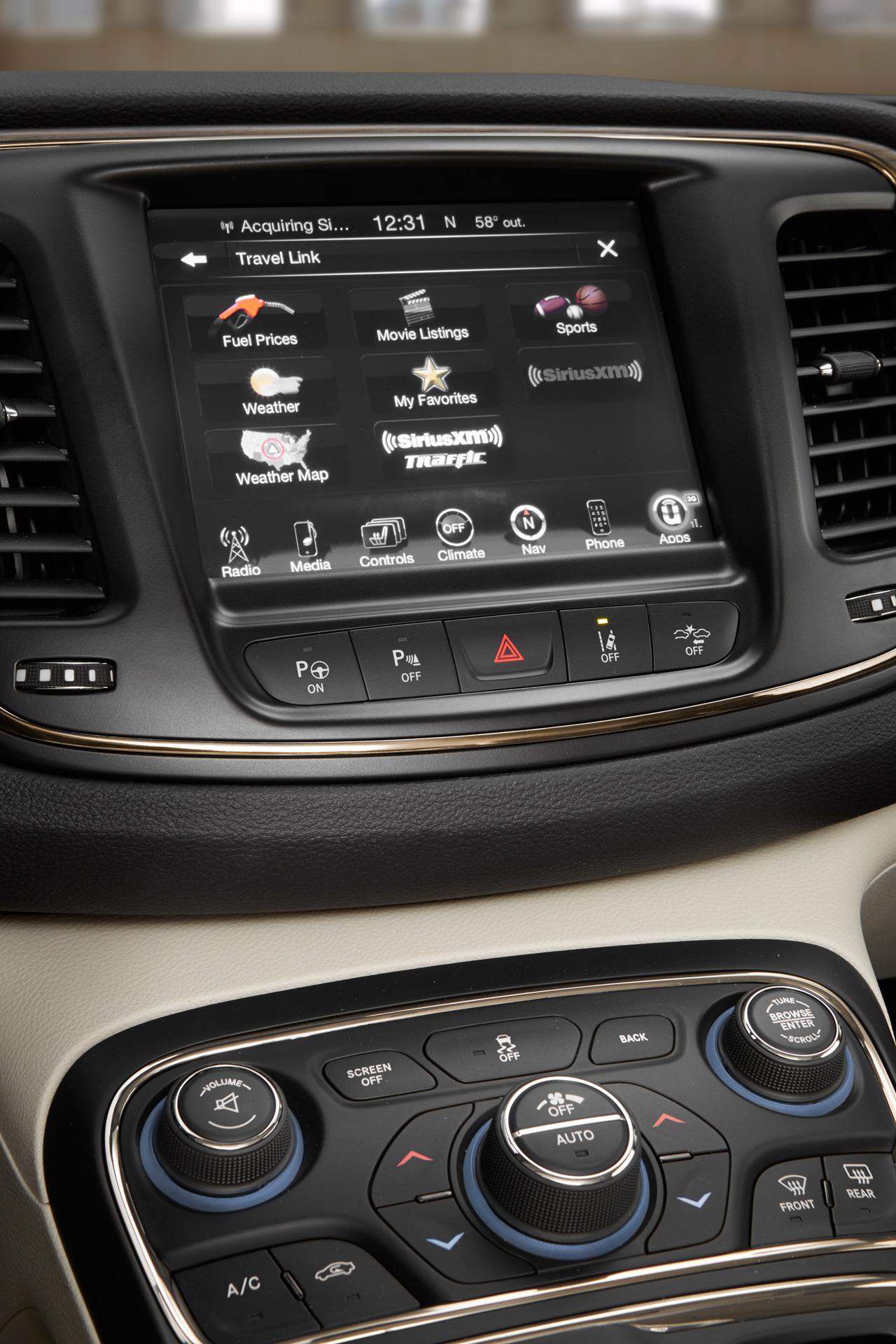 Chrysler 200 photo 99