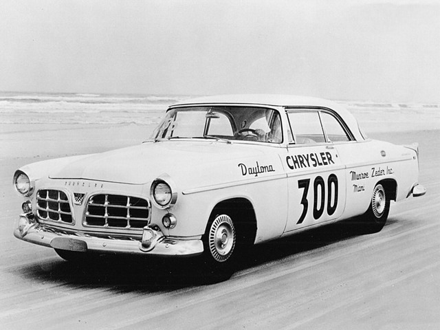 Chrysler 300 Sport Coupe photo 5