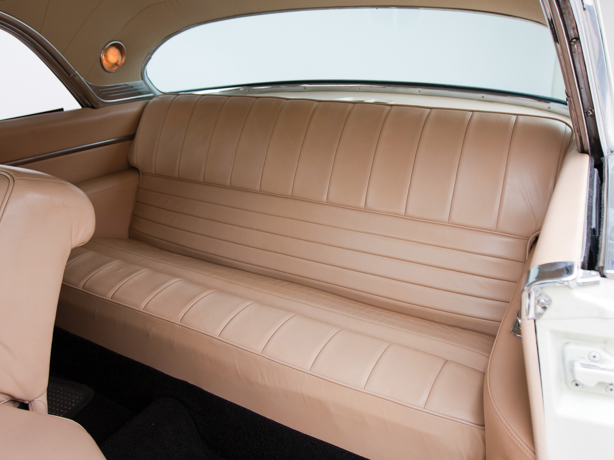 Chrysler 300 Sport Coupe photo 24