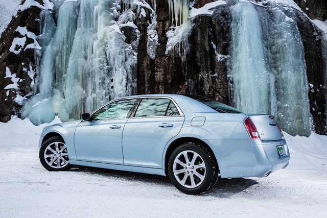 Chrysler 300 photo 69