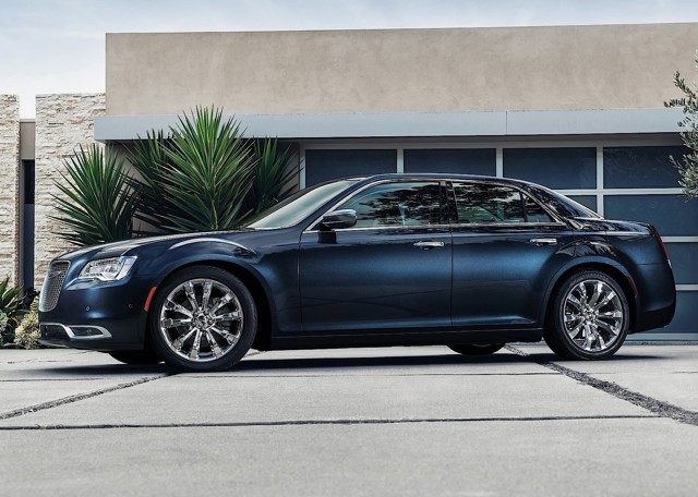Chrysler 300 photo 4