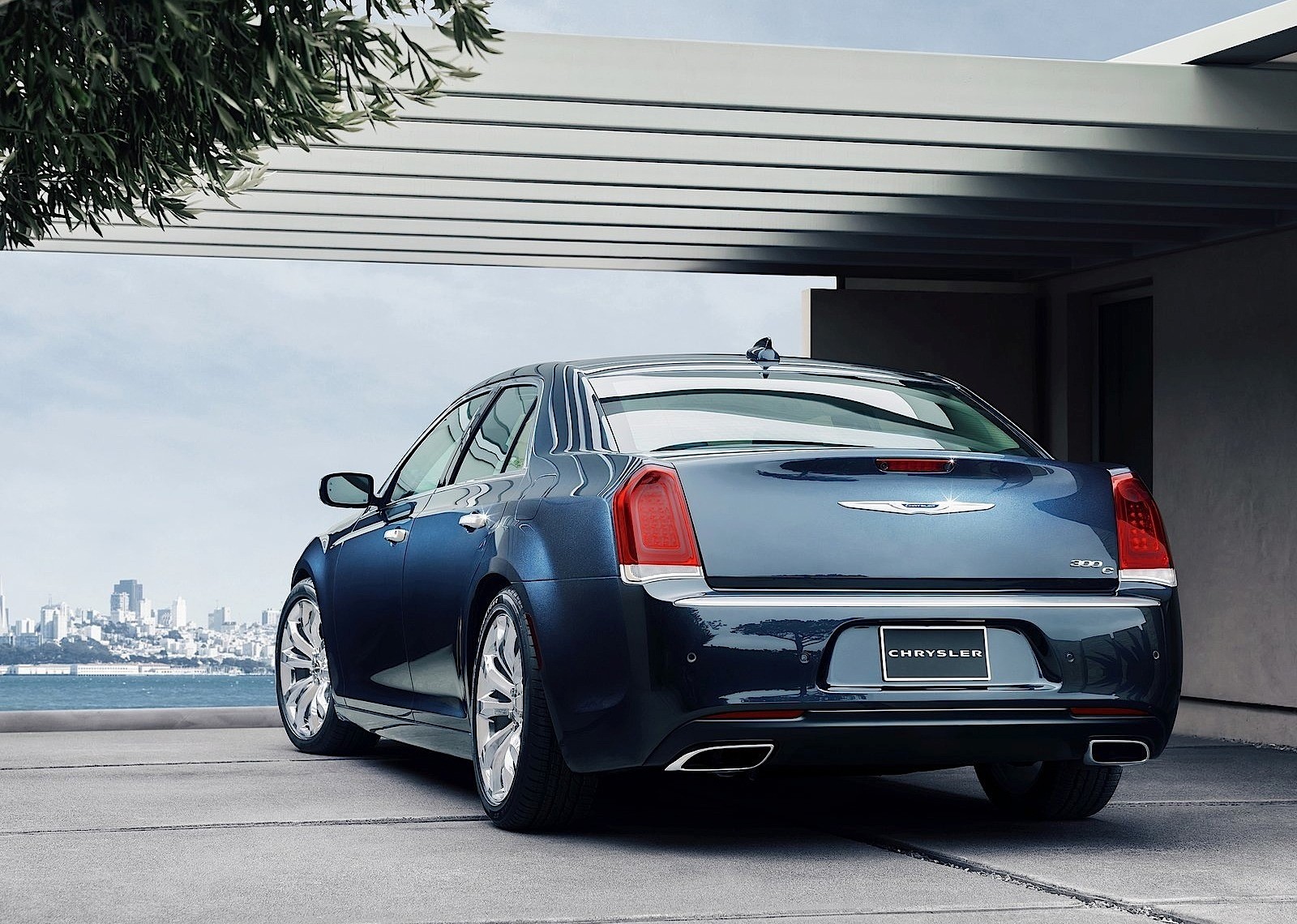 Chrysler 300 photo 12