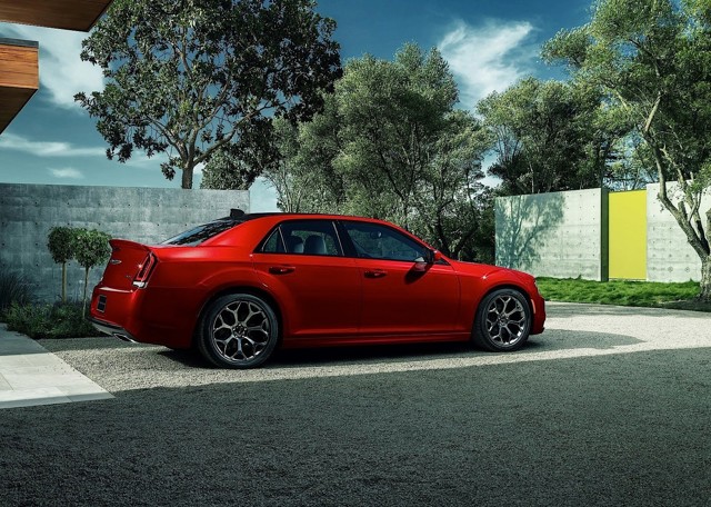 Chrysler 300 photo 17