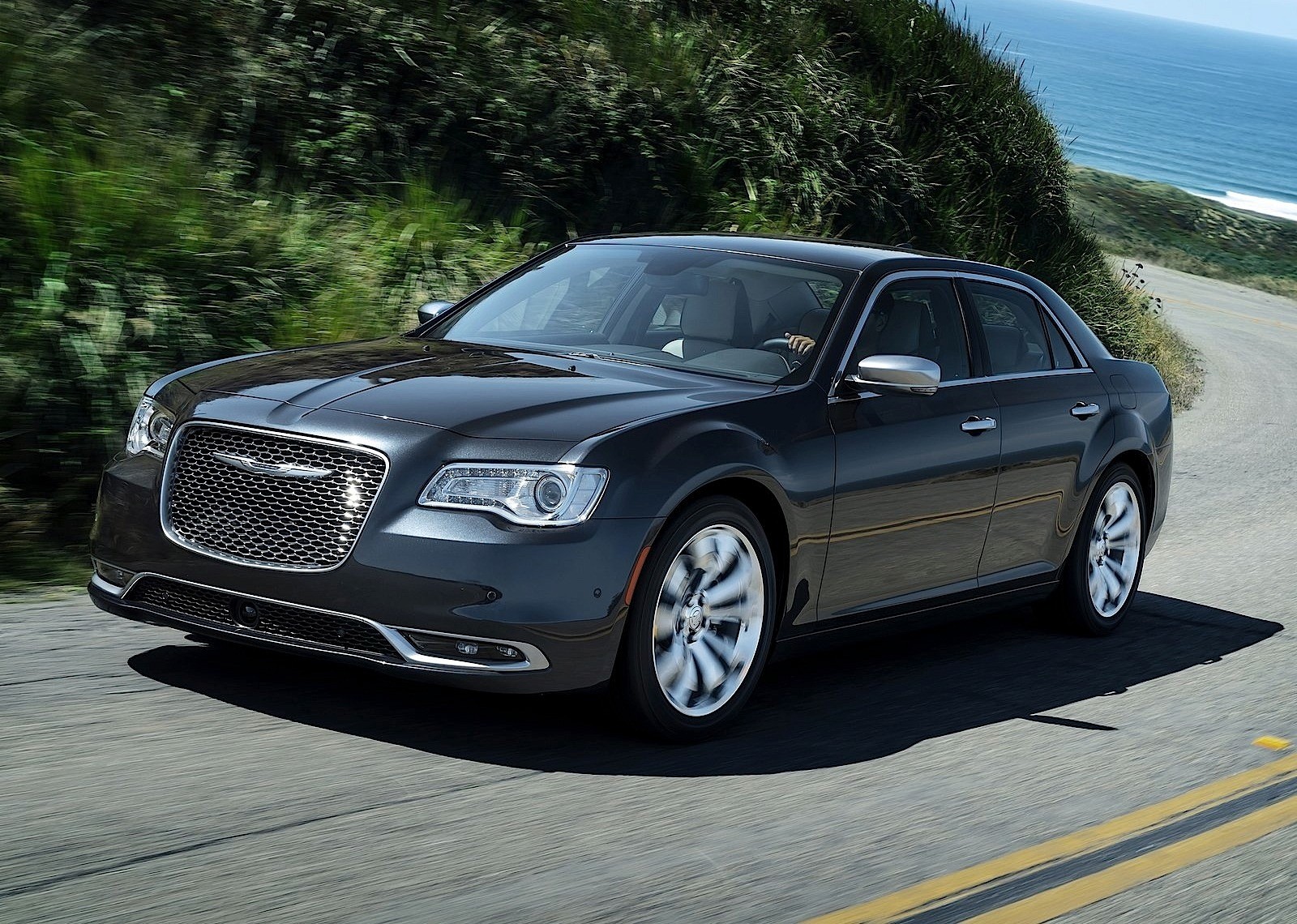 Chrysler 300 photo 3