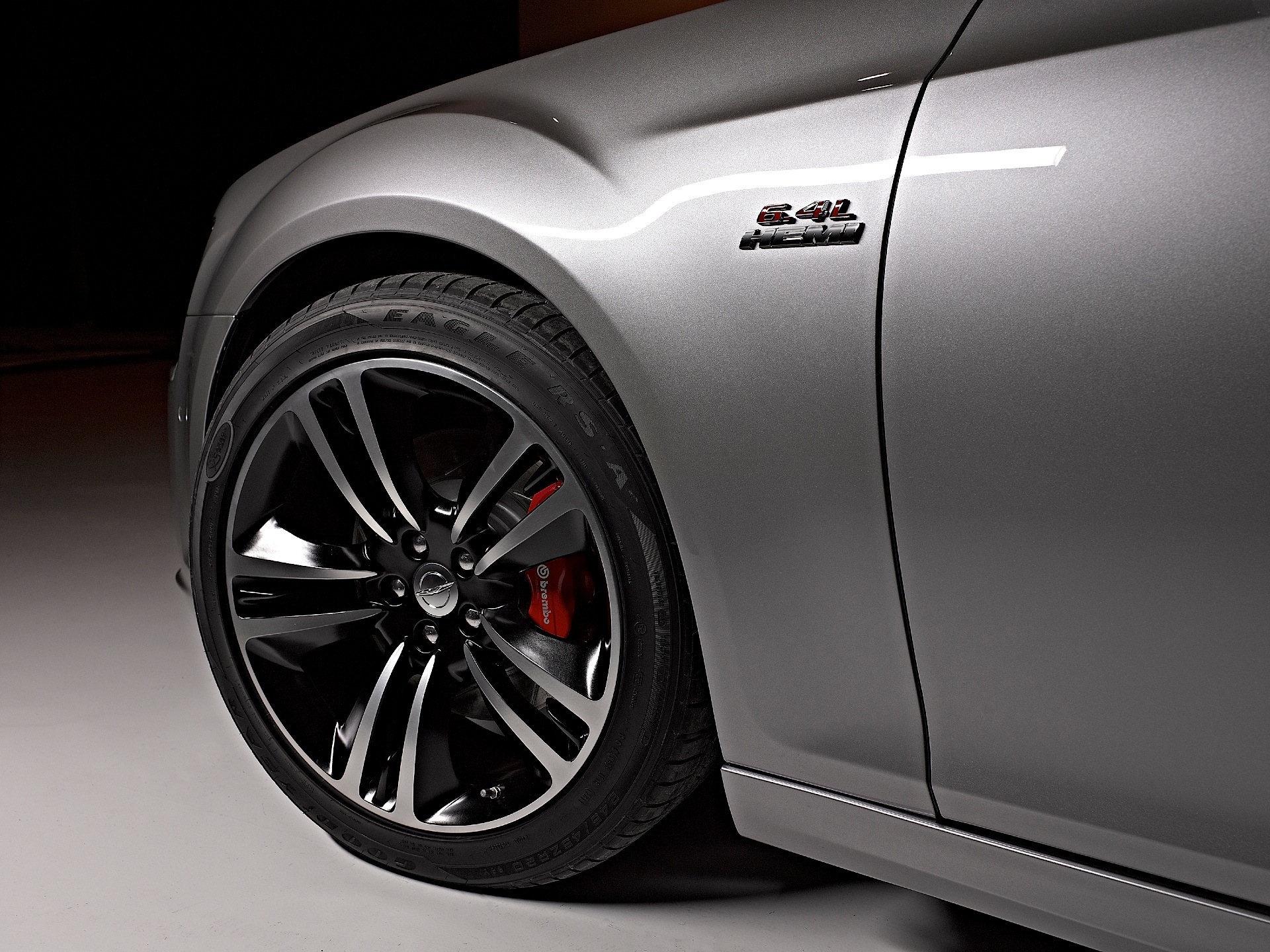 Chrysler 300 photo 7