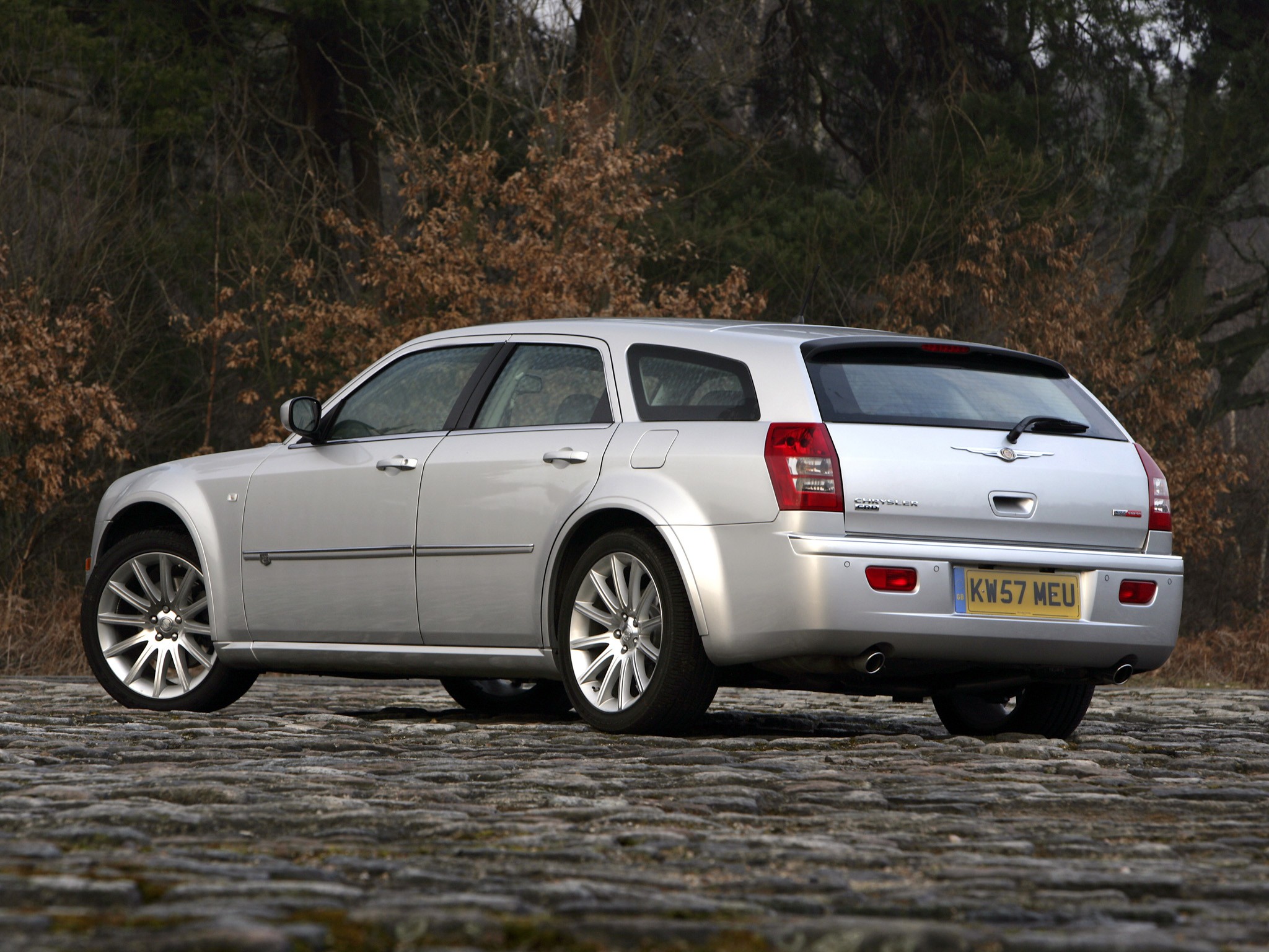 Chrysler 300C Touring photo 15
