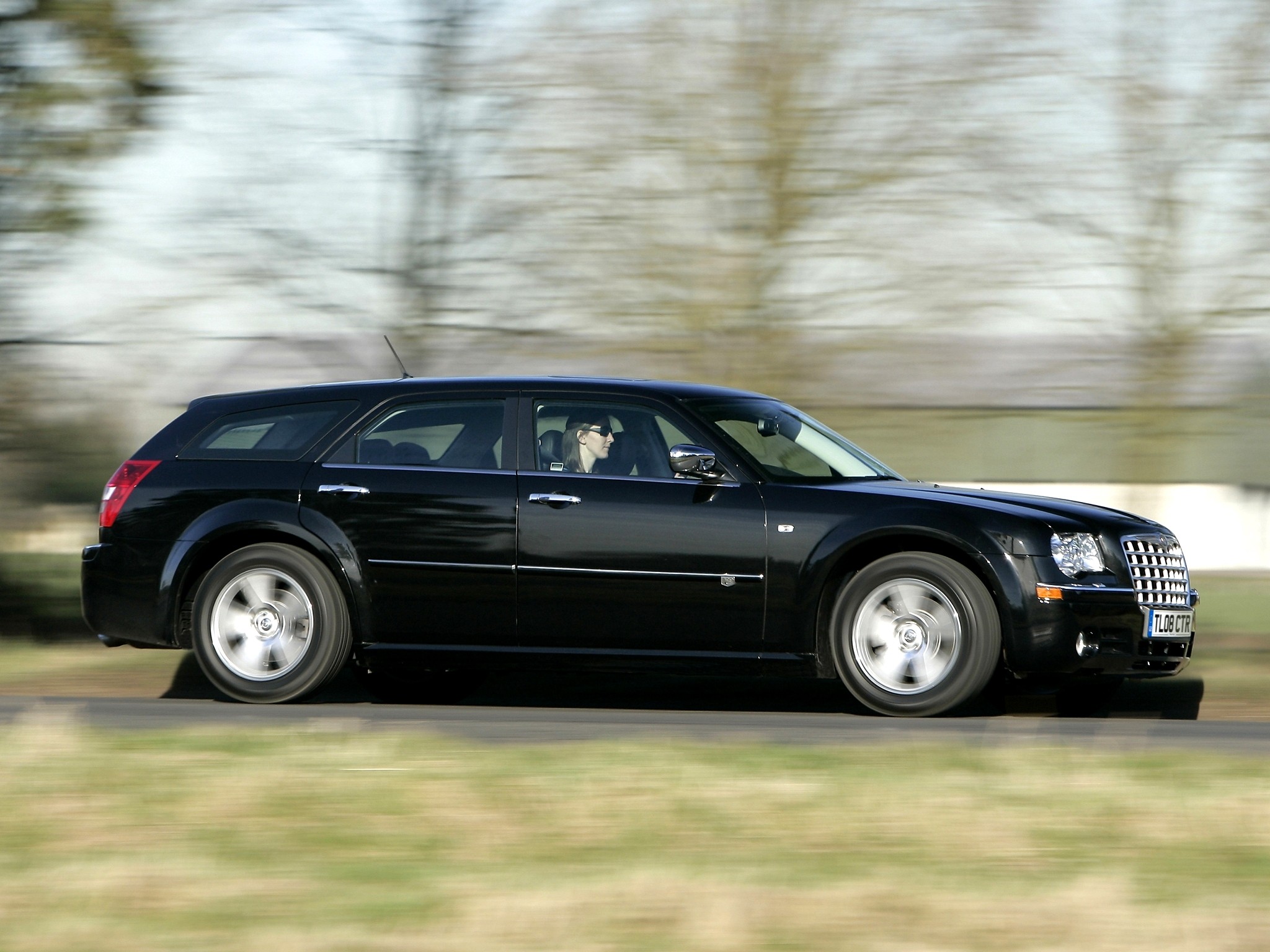 Chrysler 300C Touring photo 24