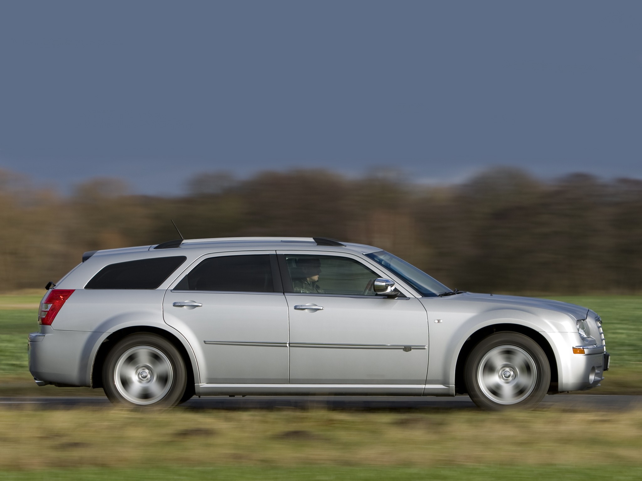 Chrysler 300C Touring photo 32