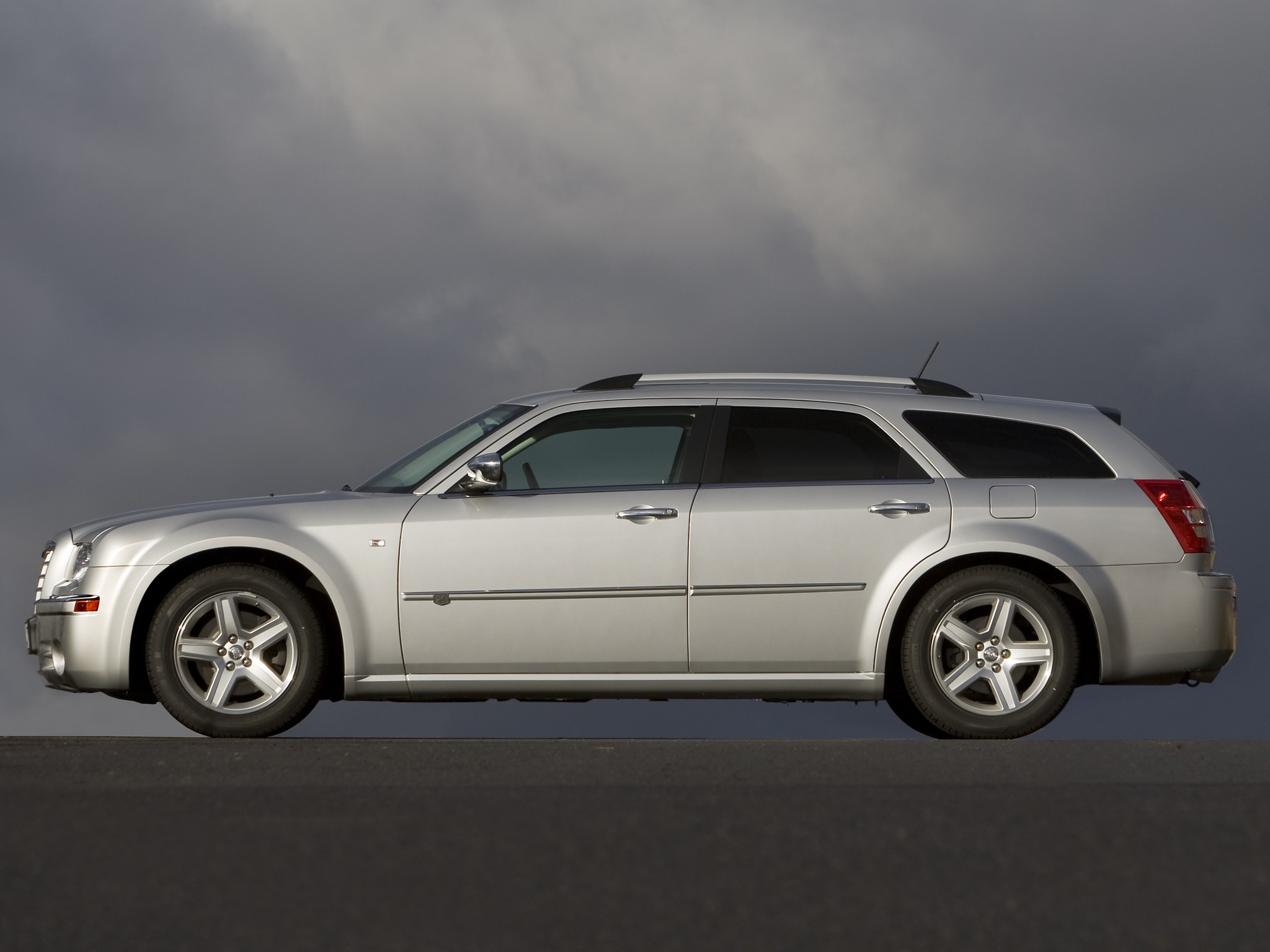 Chrysler 300C Touring photo 33
