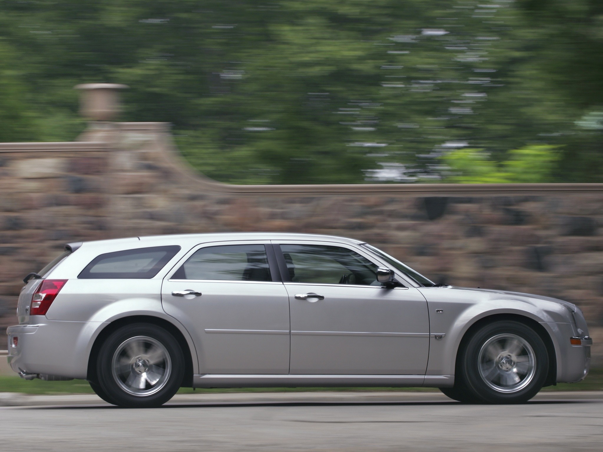 Chrysler 300C Touring photo 49