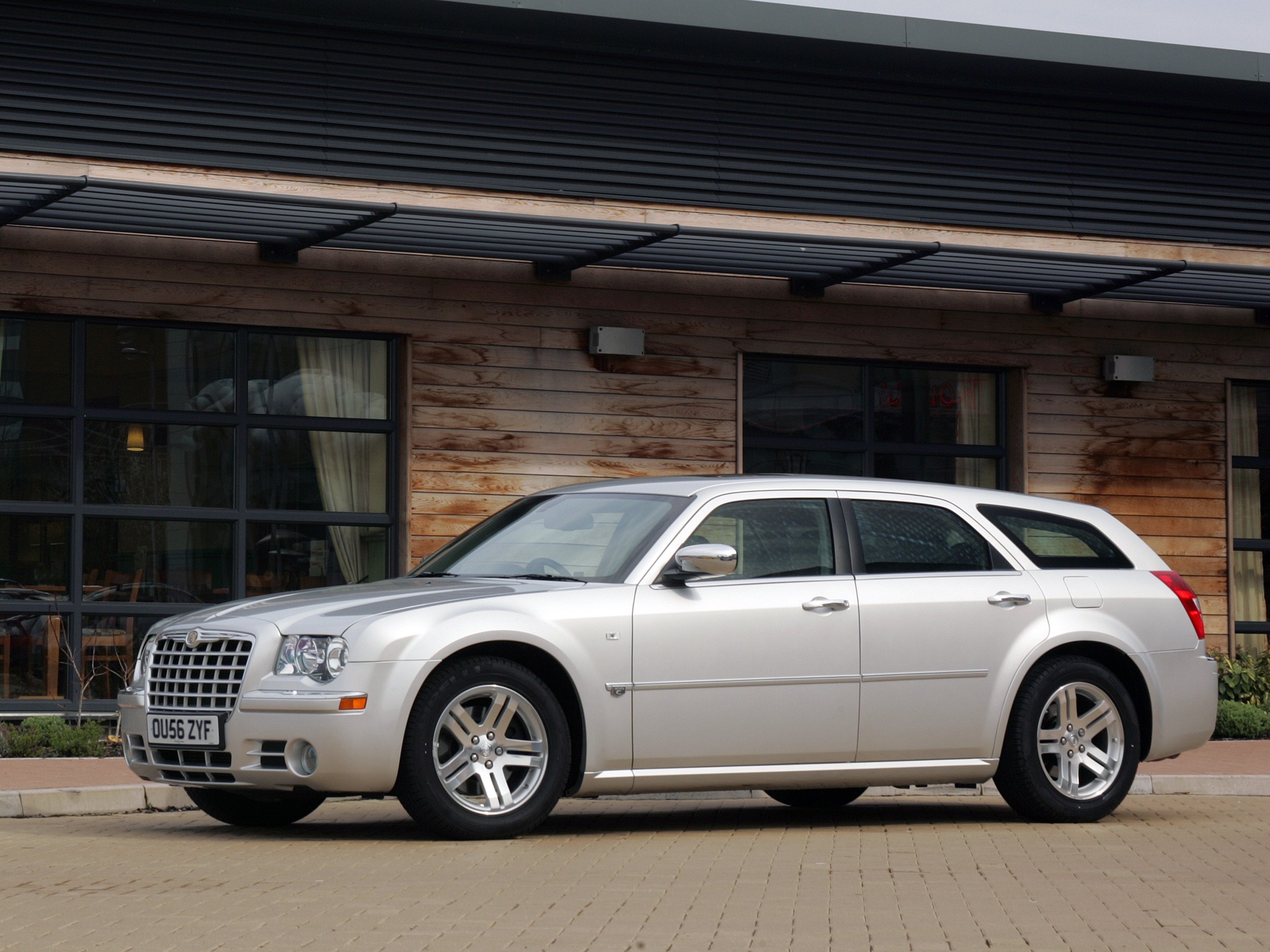 Chrysler 300C Touring photo 51