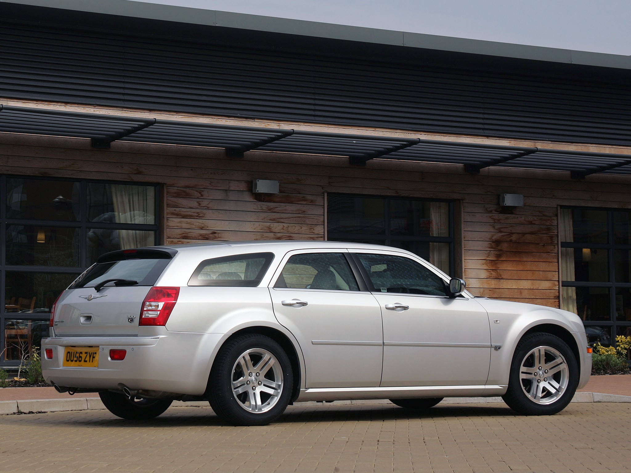 Chrysler 300C Touring photo 61