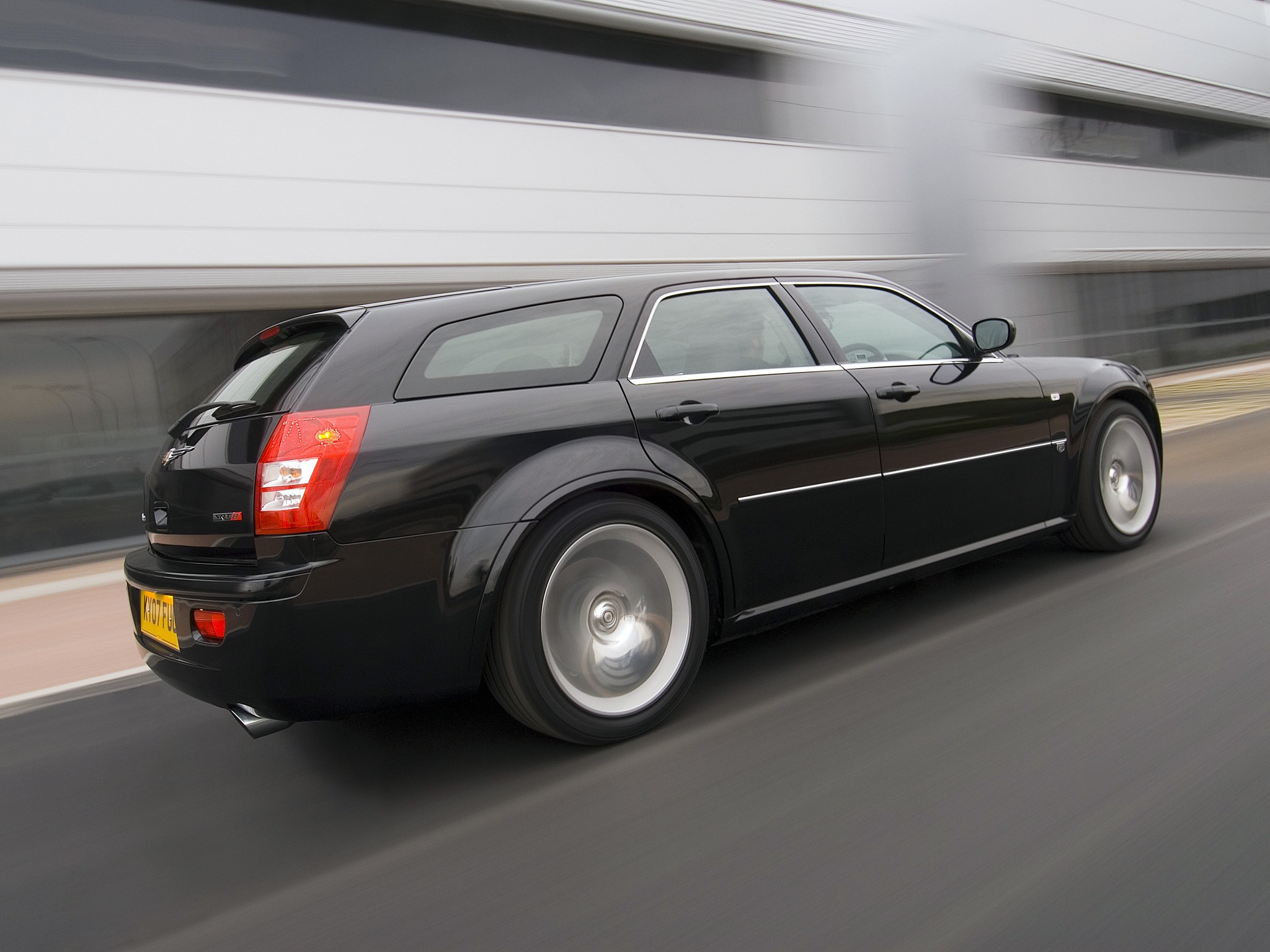Chrysler 300C Touring photo 7