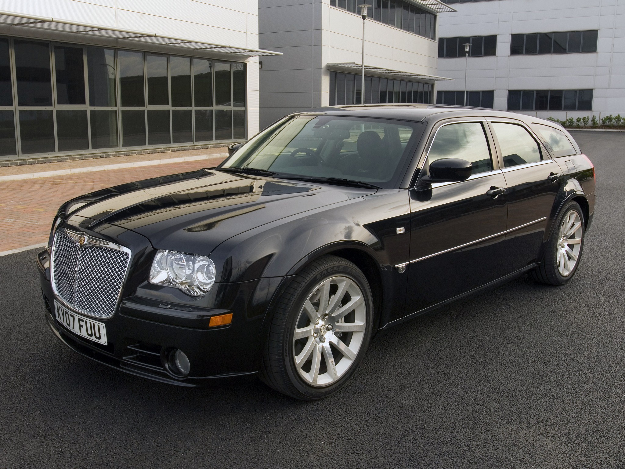 Chrysler 300C Touring photo 15