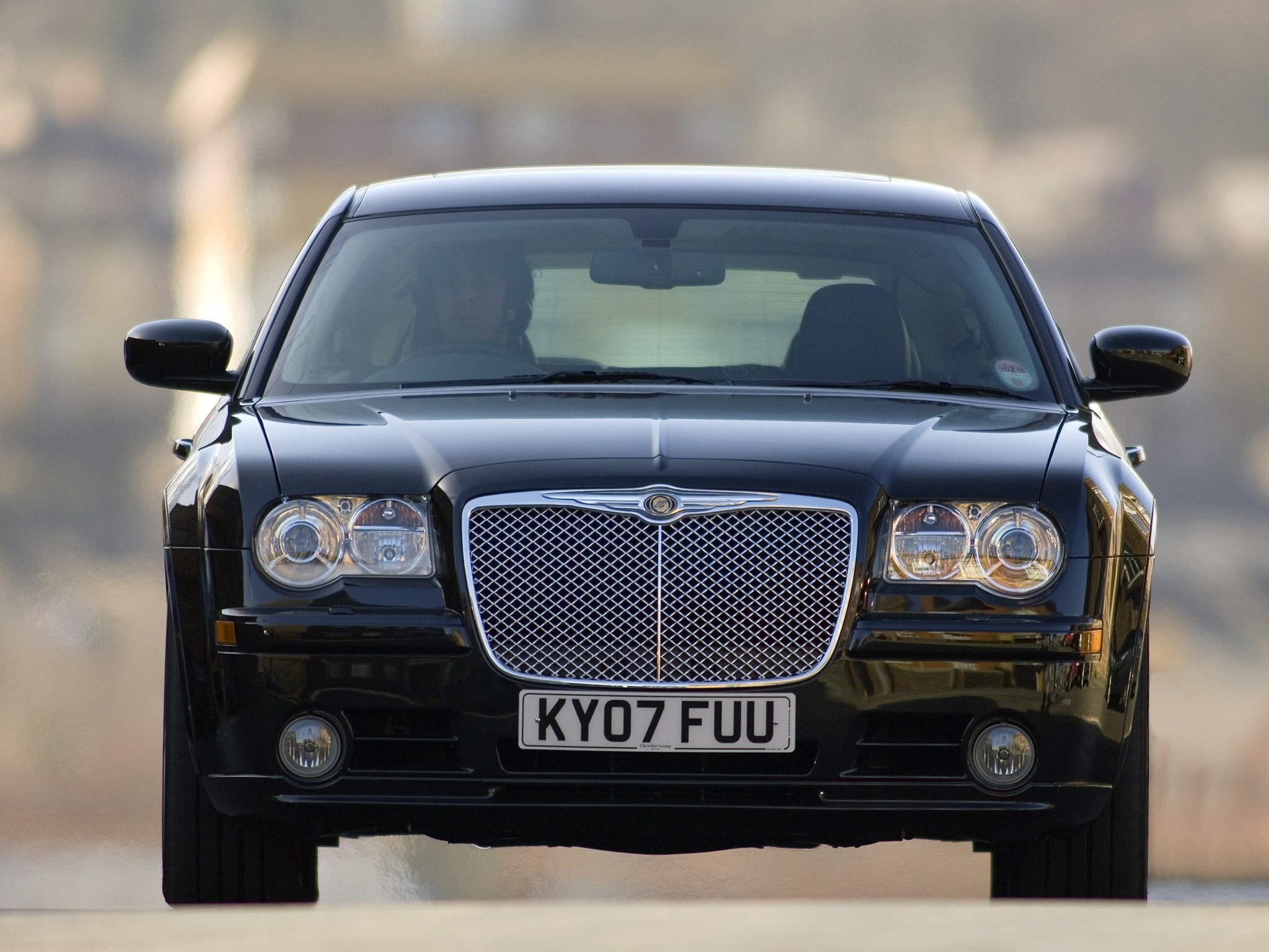 Chrysler 300C Touring photo 17