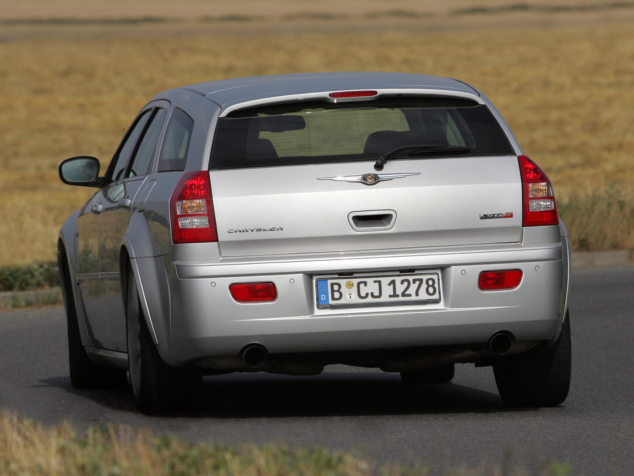 Chrysler 300C Touring photo 27