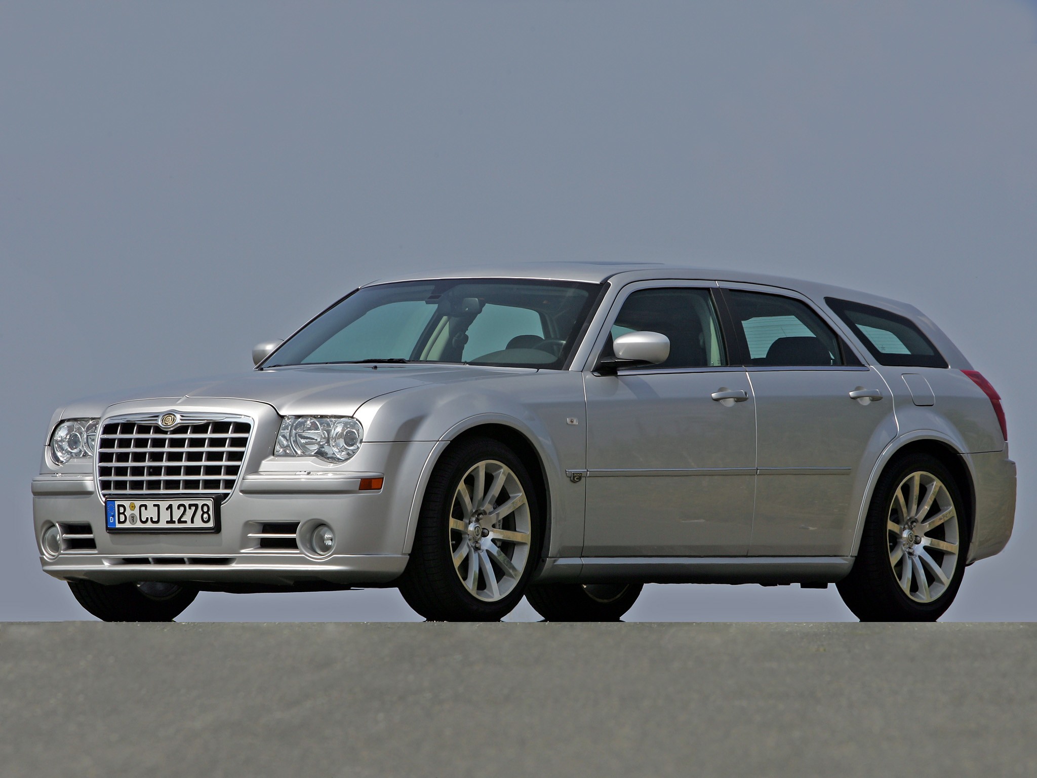 Chrysler 300C Touring photo 29