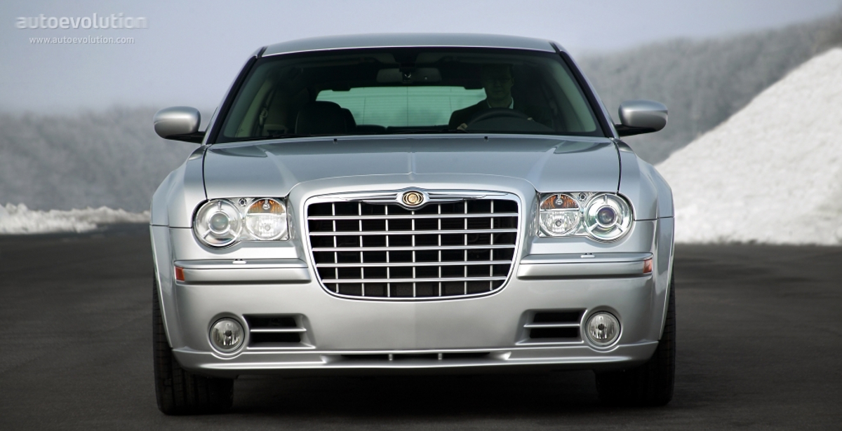 Chrysler CHRYSLER 300C Touring 2.7L V6 4AT RWD (190 HP)