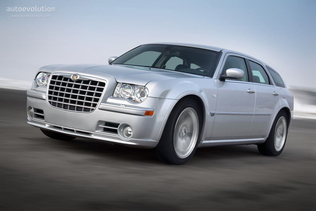 Chrysler 300C Touring photo 3
