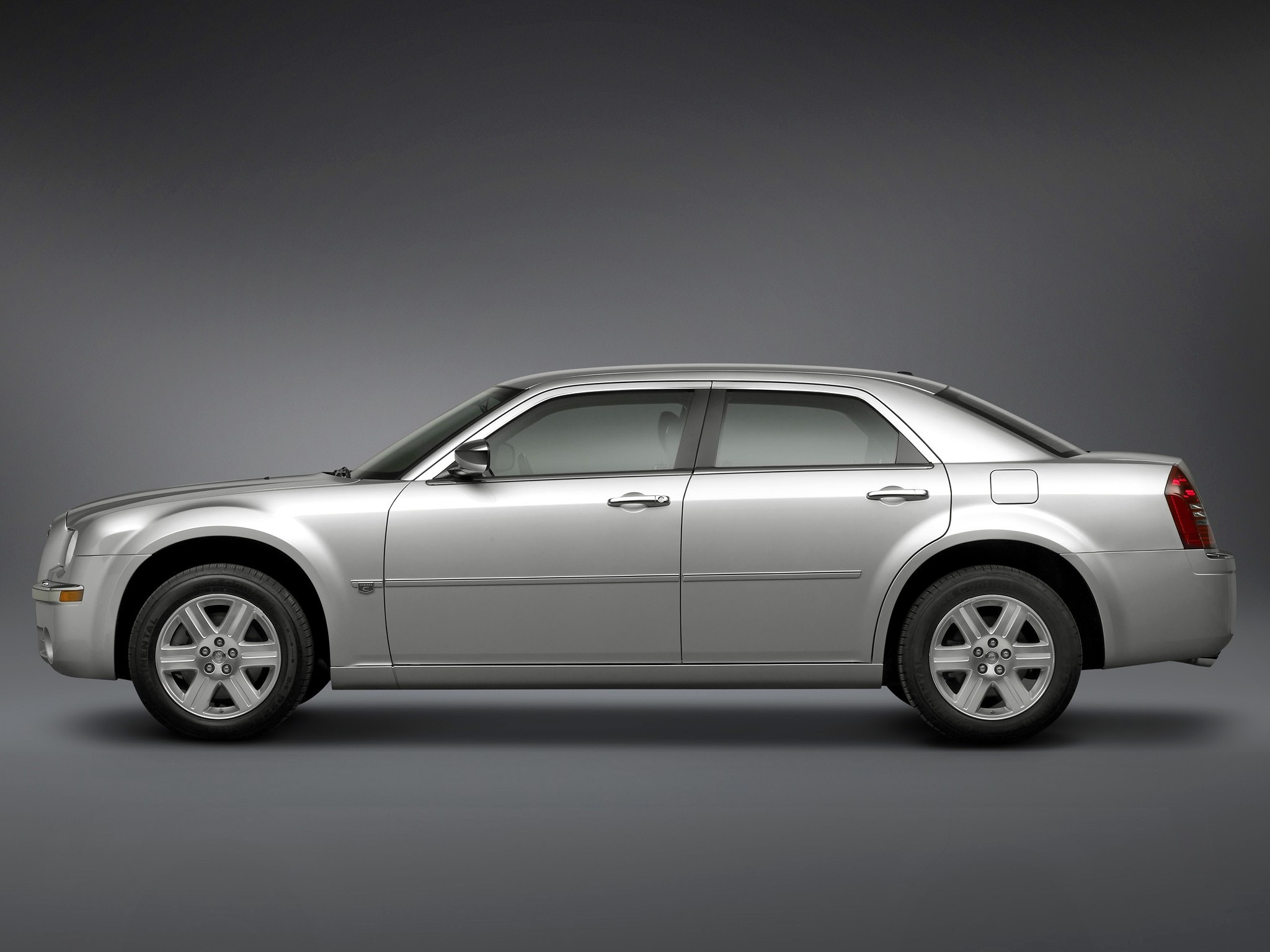 Chrysler 300C photo 11