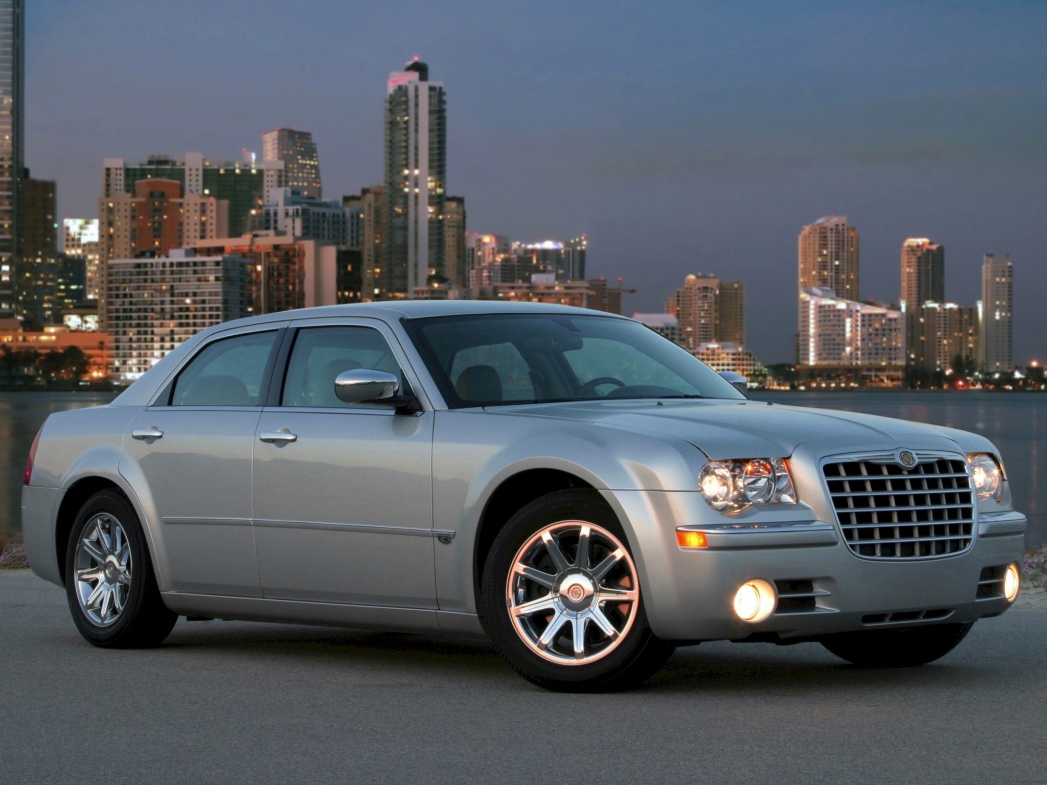 Chrysler 300C photo 13