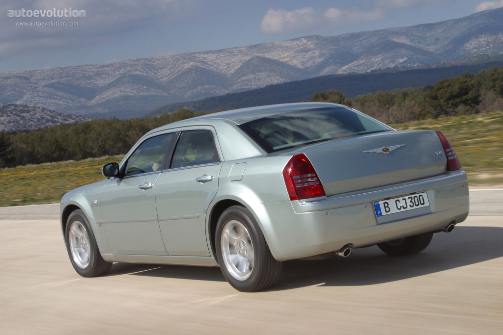 Chrysler 300C photo 6