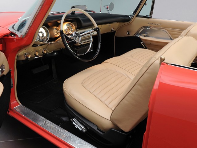 Chrysler 300C photo 9