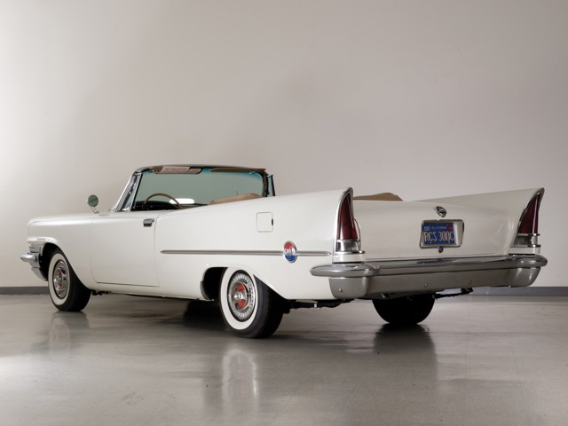 Chrysler 300C photo 3