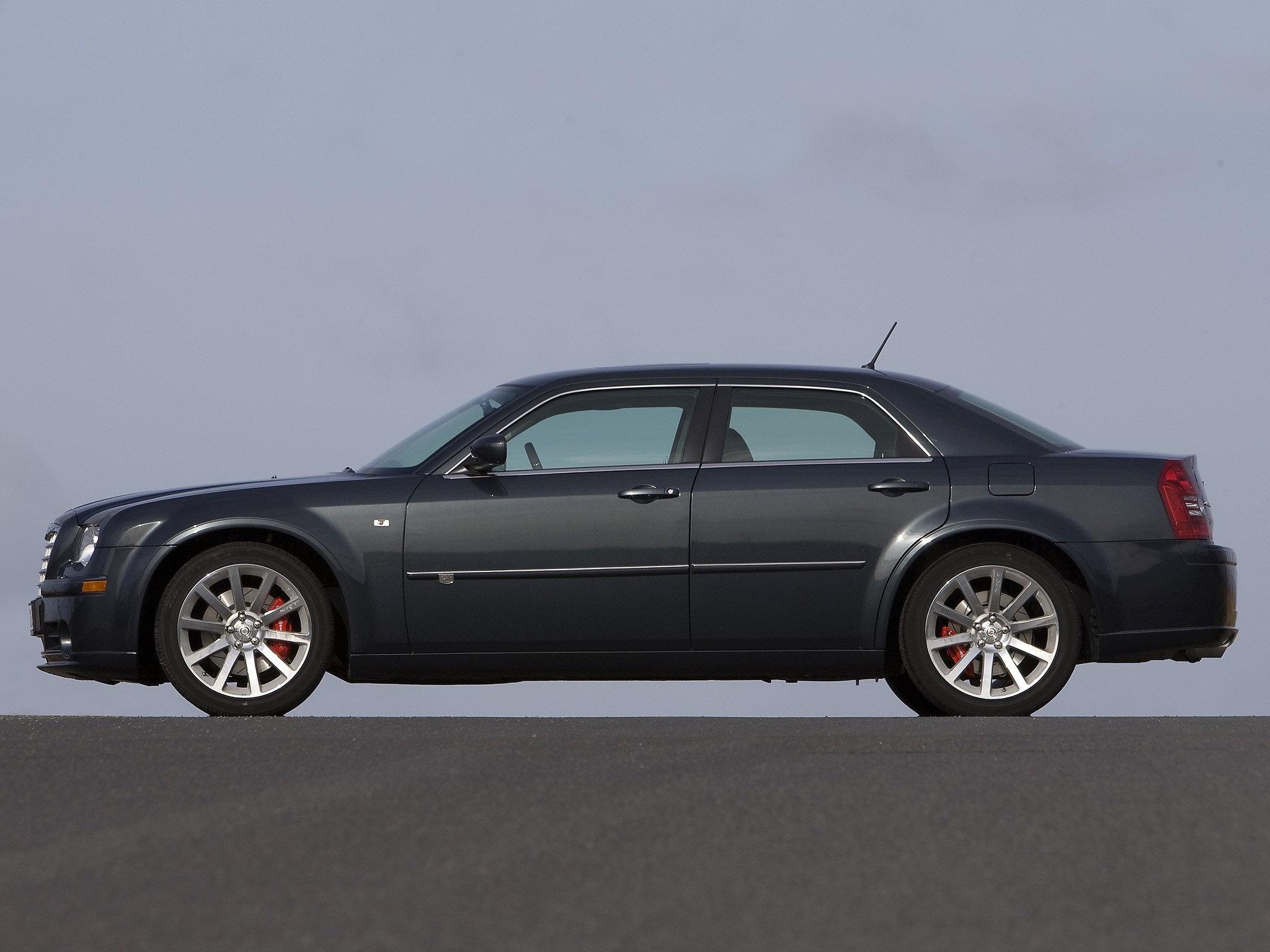 Chrysler 300C photo 10