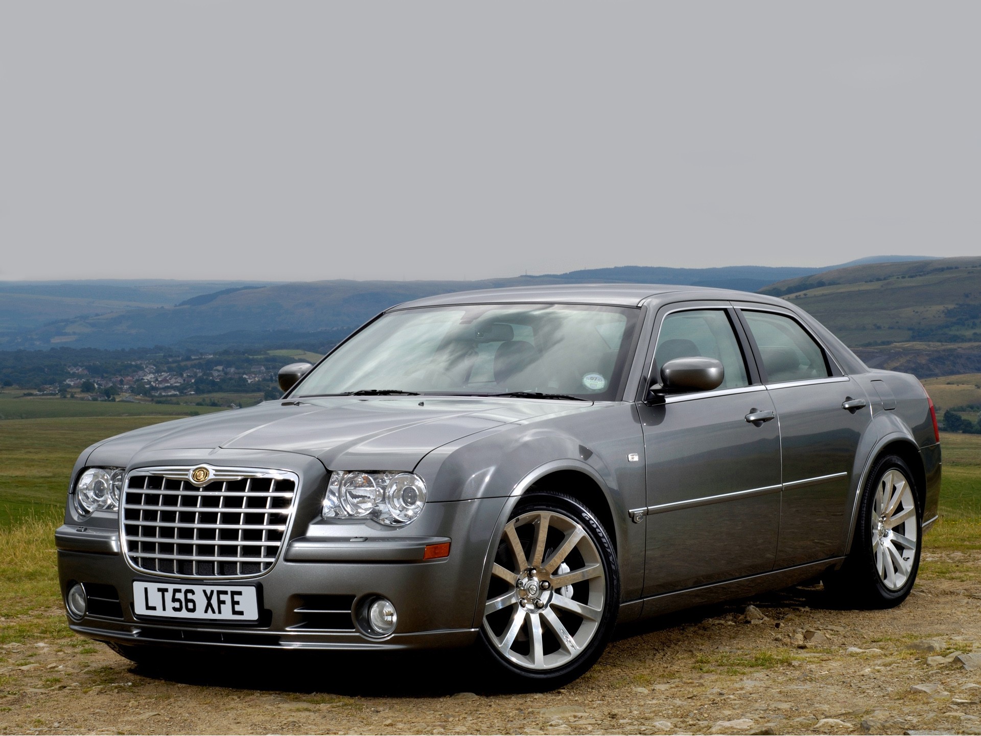 Chrysler 300C photo 14