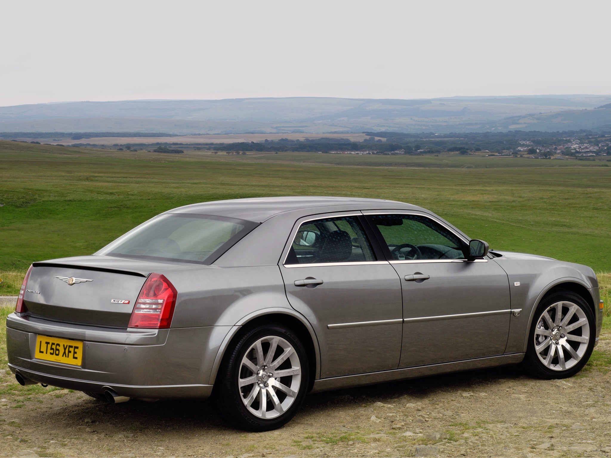Chrysler 300C photo 21