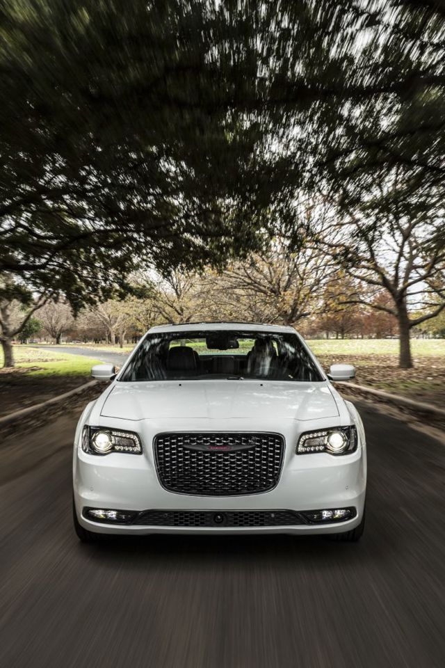 Chrysler 300C foto 2