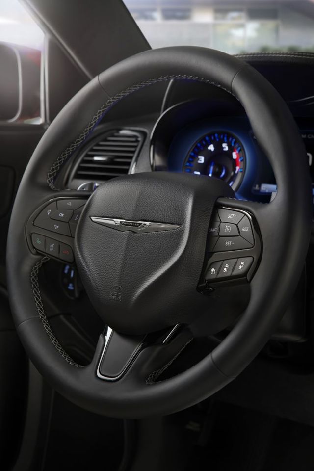 Chrysler 300C foto 23