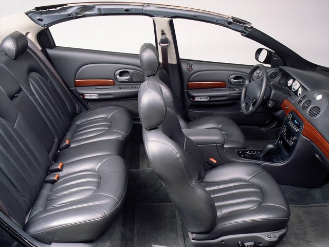 Chrysler 300M photo 22