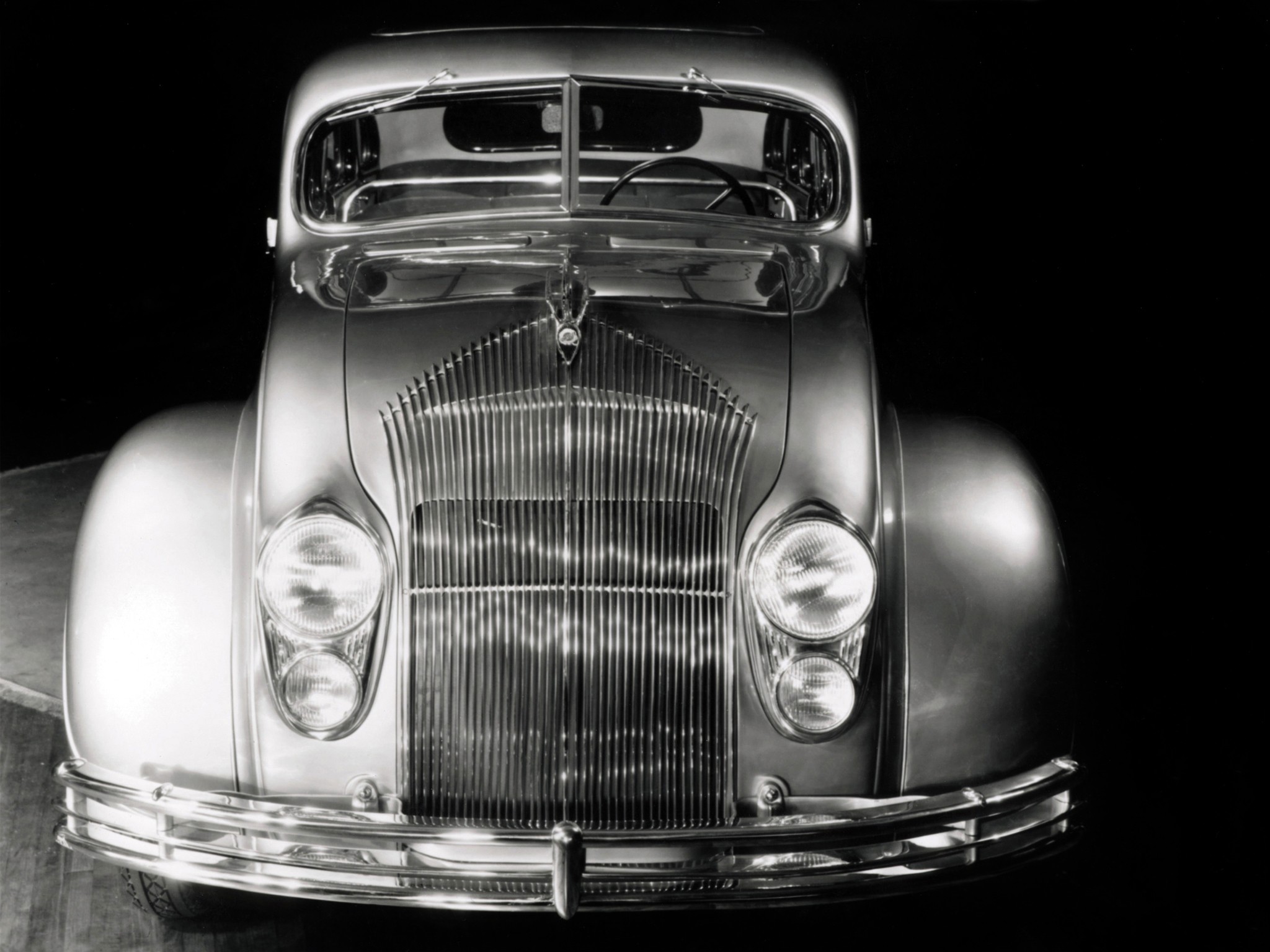 Chrysler Airflow photo 4