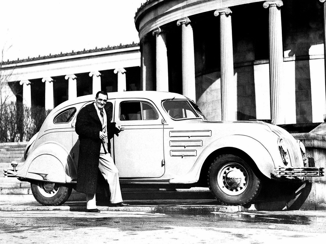 Chrysler Airflow photo 8