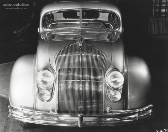 Chrysler Airflow Foto 2