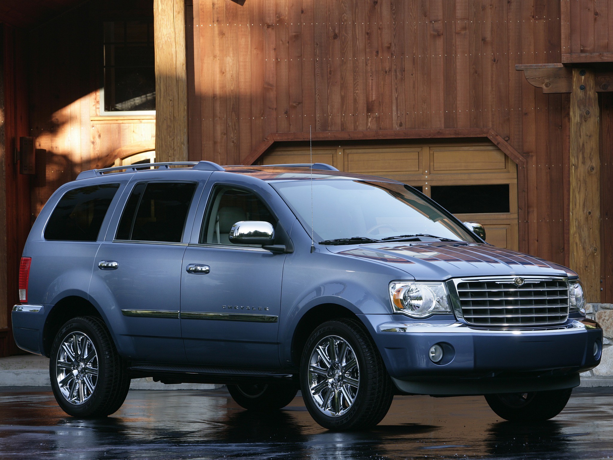 Chrysler Aspen photo 33