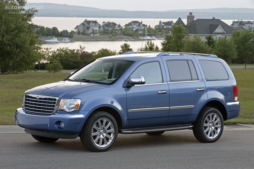 Chrysler Aspen photo 5