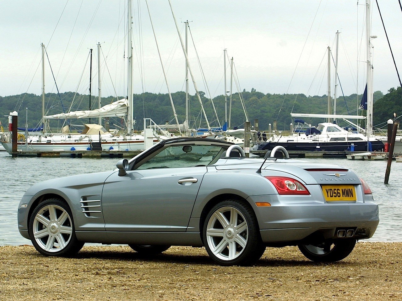 Chrysler Crossfire Roadster photo 10