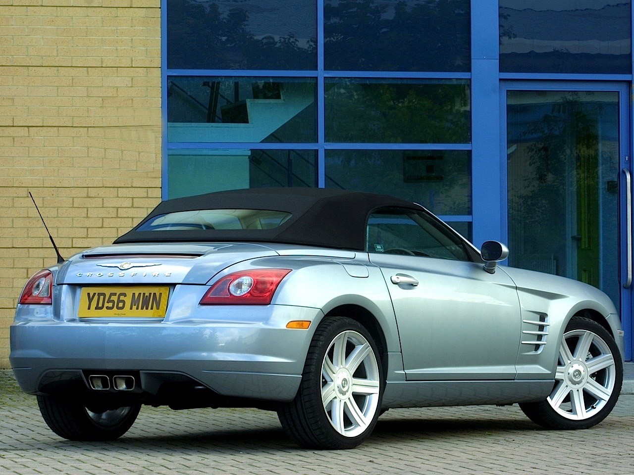 Chrysler Crossfire Roadster photo 18