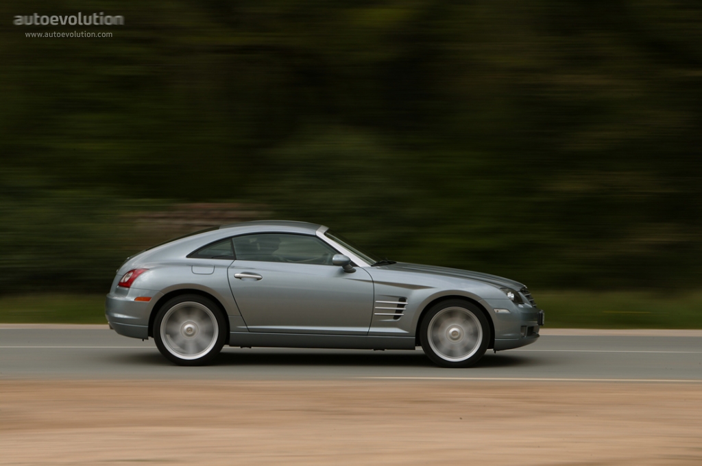 Chrysler Crossfire photo 4