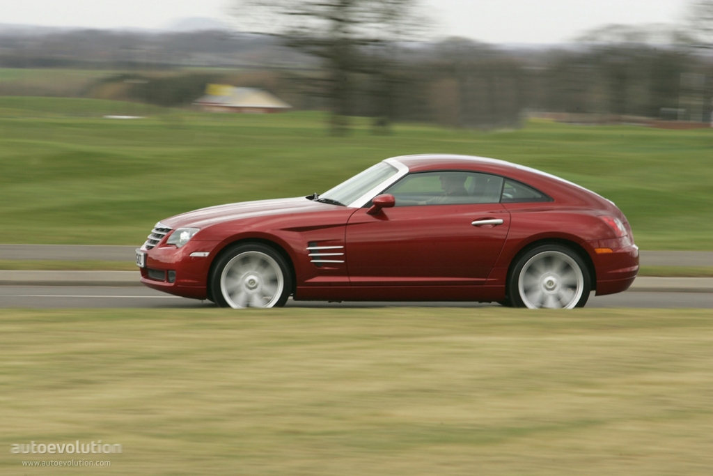 Chrysler Crossfire photo 4