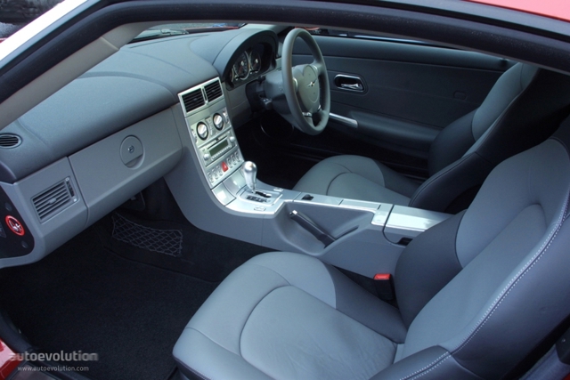 Chrysler Crossfire photo 30