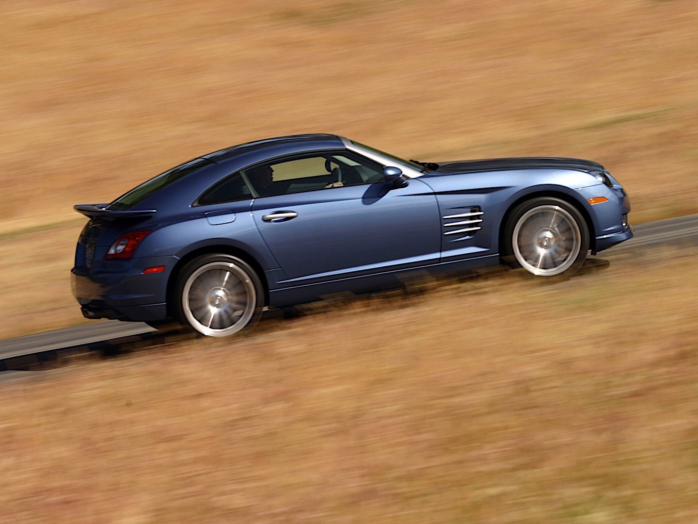 Chrysler Crossfire photo 14