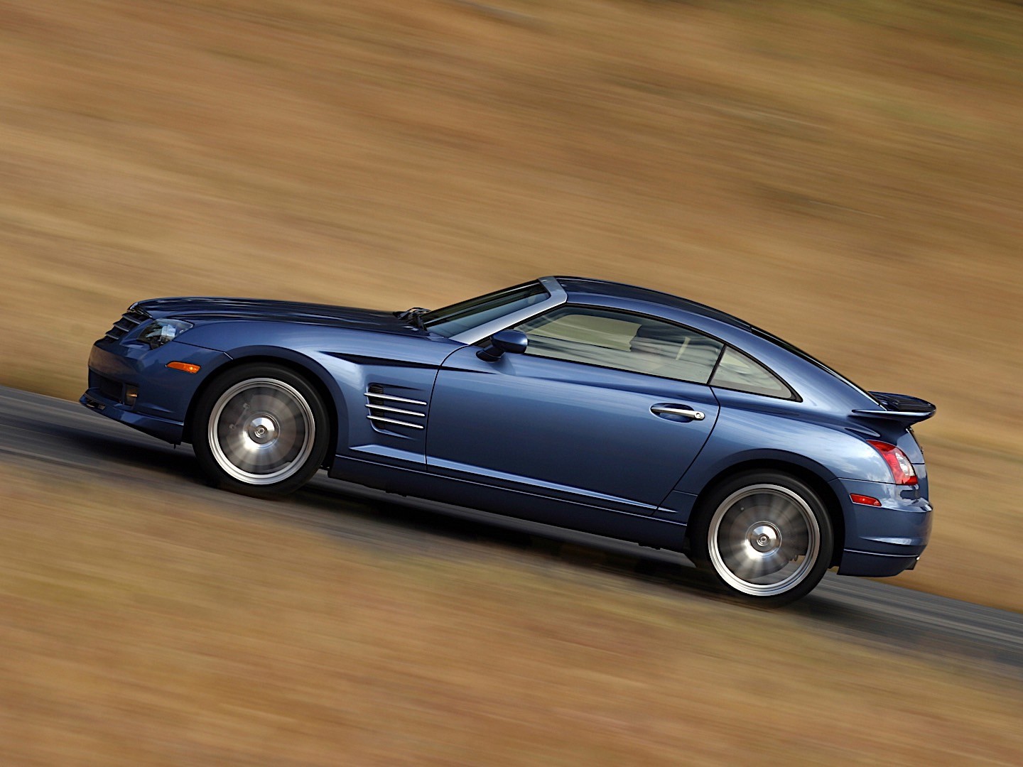Chrysler Crossfire photo 25