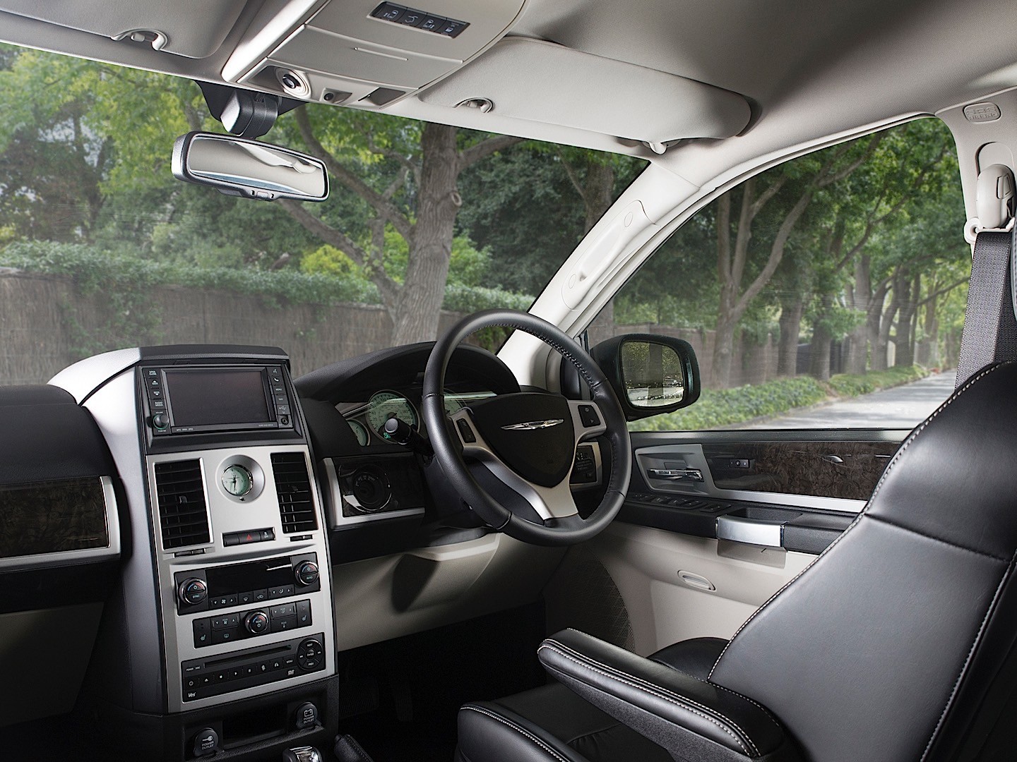 Chrysler Grand Voyager (As) photo 44