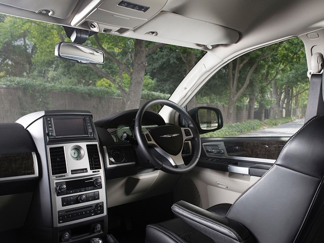 Chrysler Grand Voyager (As) photo 44