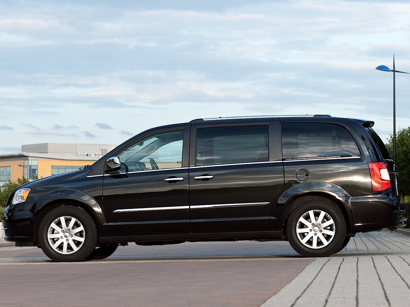Chrysler Grand Voyager (As) photo 20