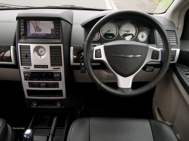 Chrysler Grand Voyager (As) photo 51